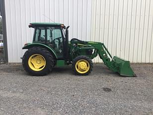 Main image John Deere 5065E 1