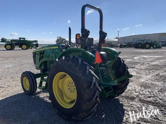 Image of John Deere 5065E equipment image 2