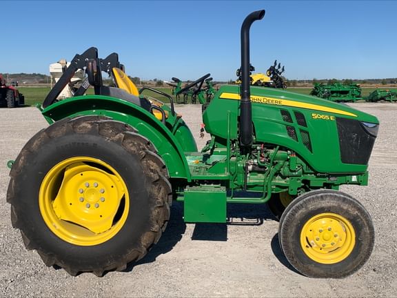 2022 John Deere 5065E Equipment Image0