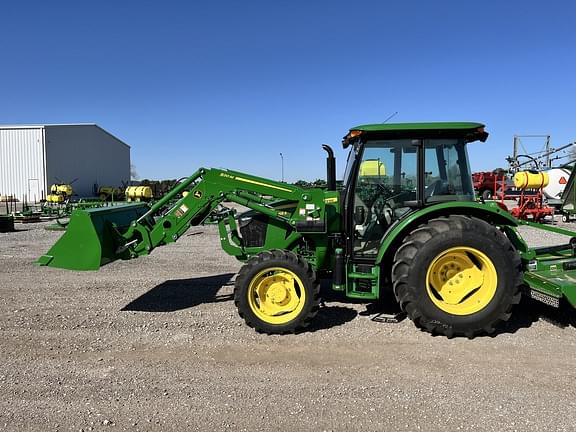 Image of John Deere 5065E equipment image 1