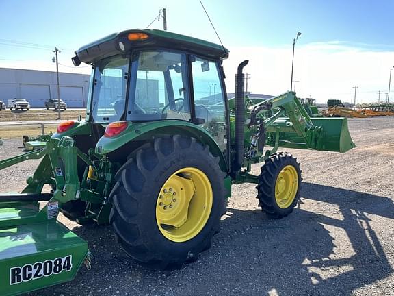 Image of John Deere 5065E equipment image 3