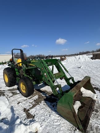 Main image John Deere 5065E