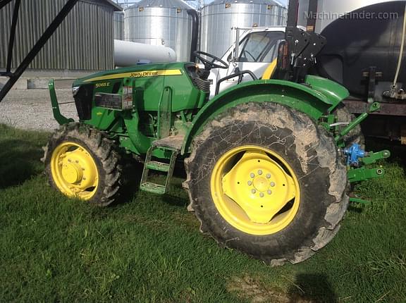 Image of John Deere 5065E equipment image 2