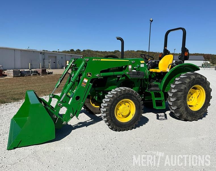 2022 John Deere 5065E Equipment Image0