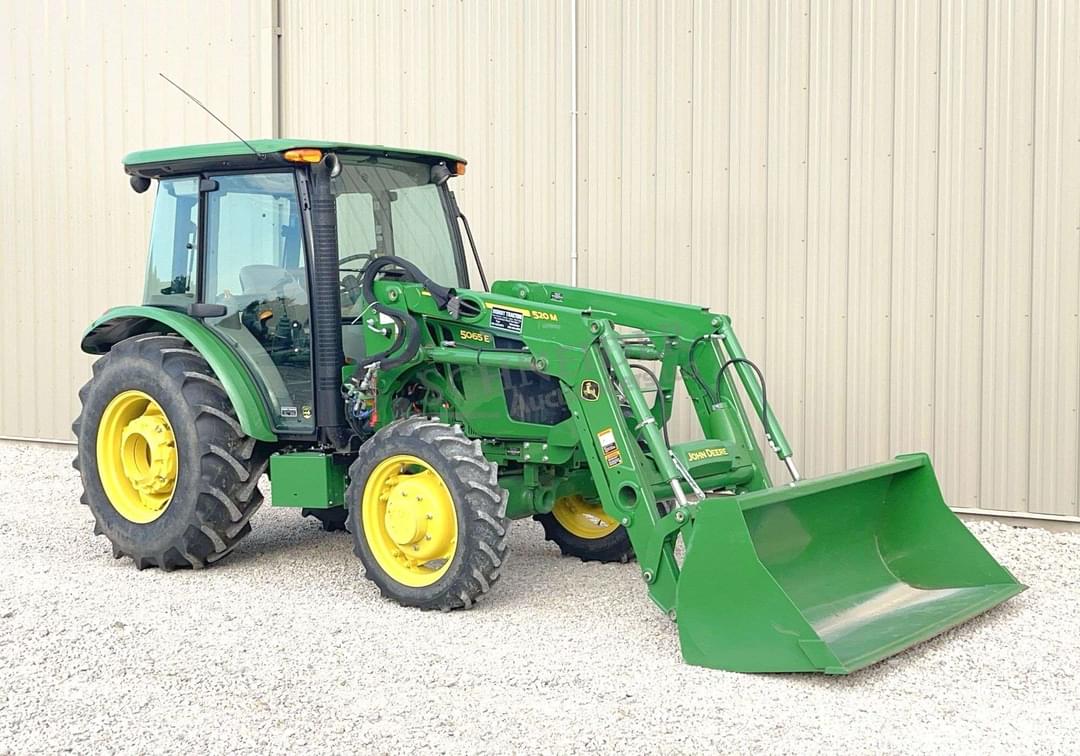 Image of John Deere 5065E Primary image