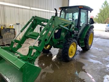 Main image John Deere 5075E
