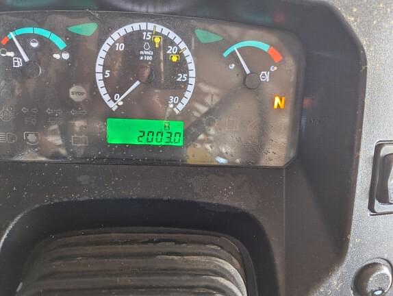 Image of John Deere 5075E equipment image 4