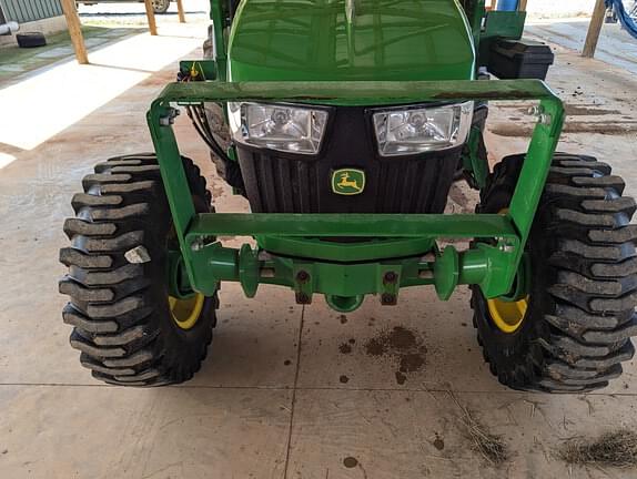 Image of John Deere 5075E equipment image 3