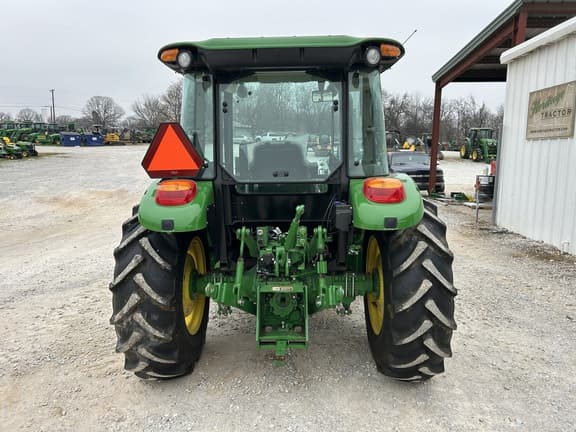 Image of John Deere 5075E equipment image 3
