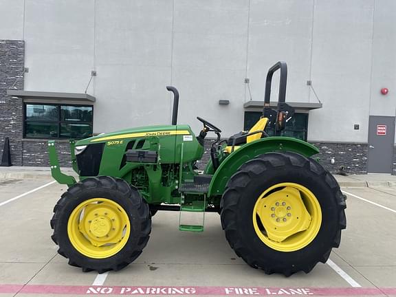 Image of John Deere 5075E Primary image