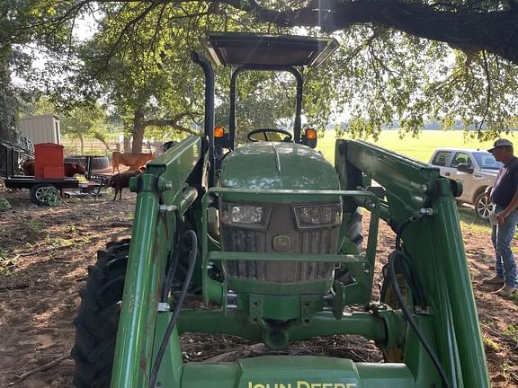 Image of John Deere 5075E equipment image 1