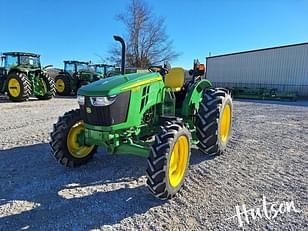 Main image John Deere 5075E 0