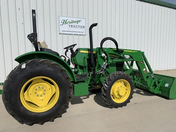 2022 John Deere 5075E Image