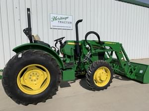 2022 John Deere 5075E Image