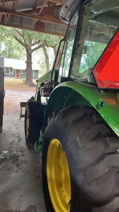 Image of John Deere 5075E equipment image 1