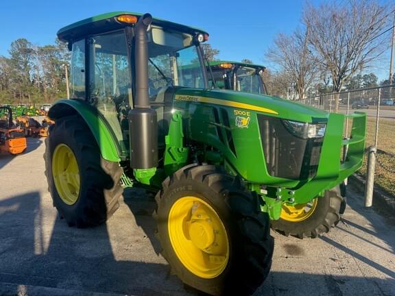 Image of John Deere 5075E equipment image 4