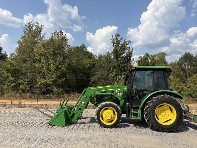 Image of John Deere 5075E equipment image 4