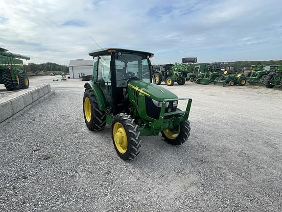 Image of John Deere 5075E equipment image 3