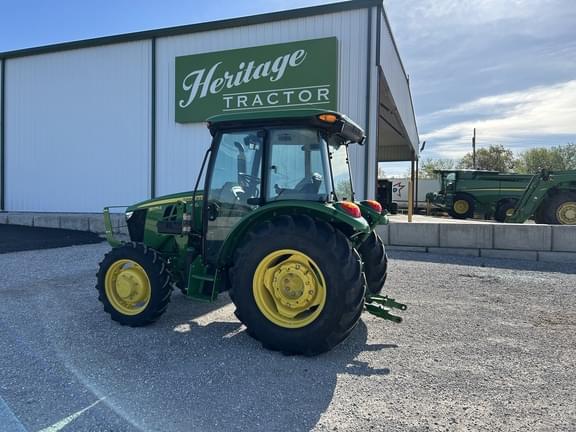 Image of John Deere 5075E equipment image 3