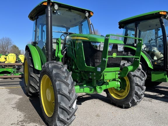 Main image John Deere 5075E