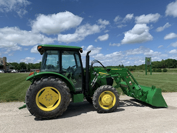 Main image John Deere 5075E