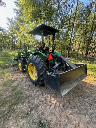 Image of John Deere 5075E equipment image 2