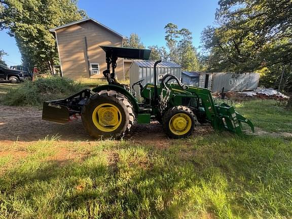 Image of John Deere 5075E equipment image 4