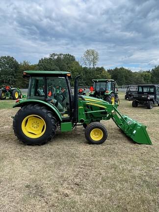 Image of John Deere 5075E equipment image 4