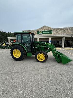 2022 John Deere 5075E Image