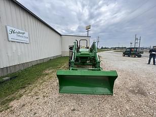 Main image John Deere 5075E 4