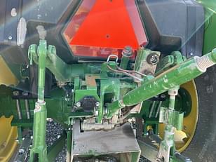 Main image John Deere 5075E 14