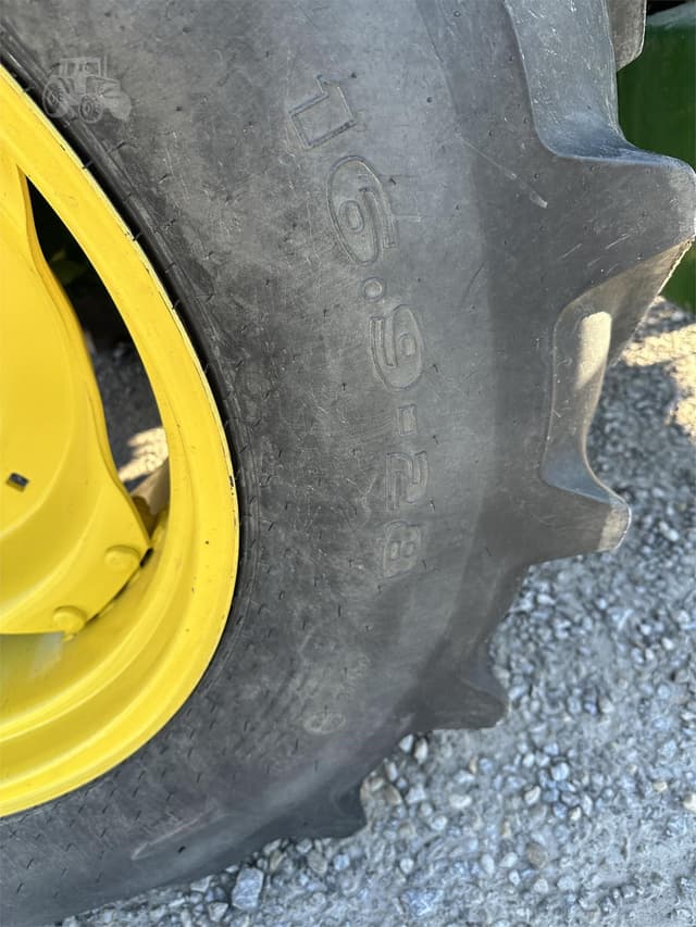 Image of John Deere 5075E equipment image 3