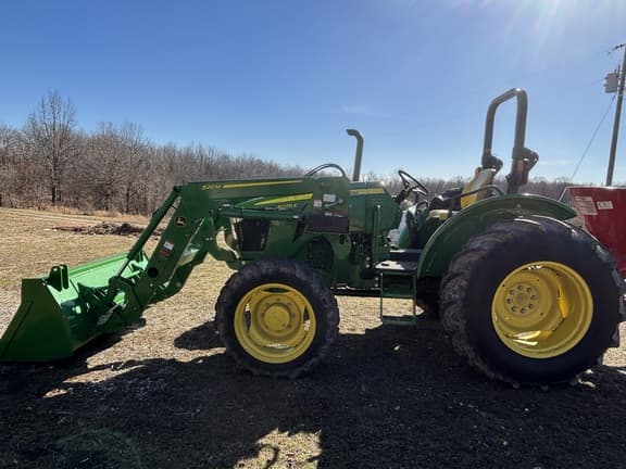 Image of John Deere 5075E equipment image 1