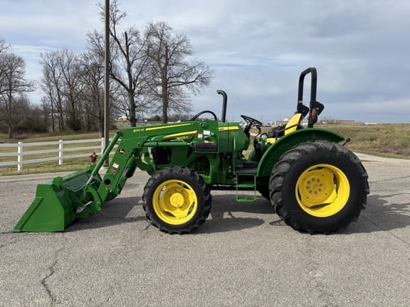 Image of John Deere 5075E equipment image 2