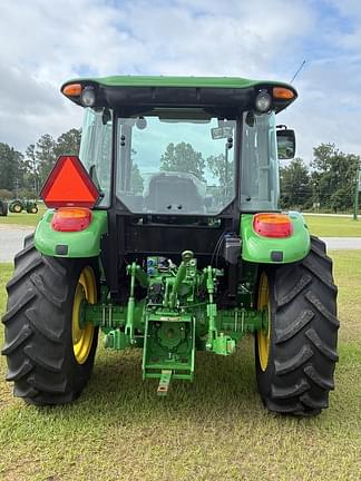 Image of John Deere 5075E equipment image 1