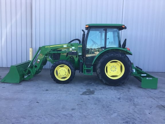 Main image John Deere 5075E