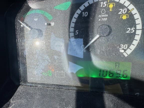 Image of John Deere 5075E equipment image 2