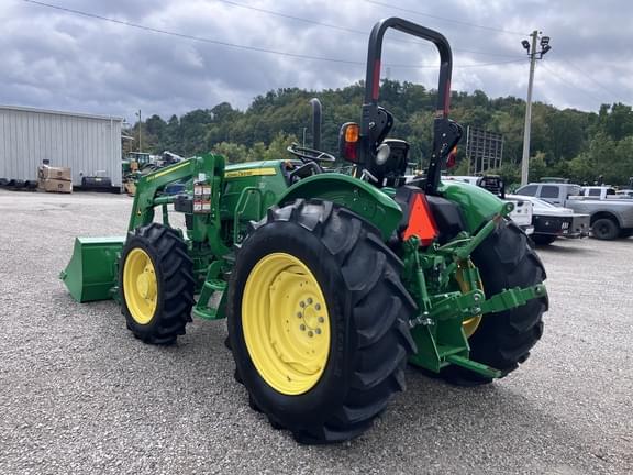 Image of John Deere 5075E equipment image 3