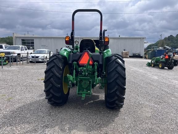 Image of John Deere 5075E equipment image 2