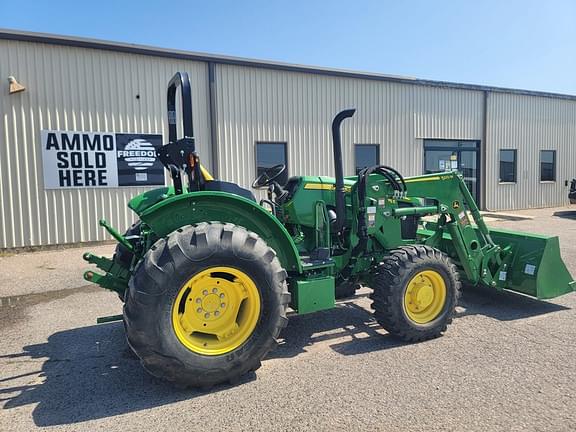 Image of John Deere 5075E equipment image 4