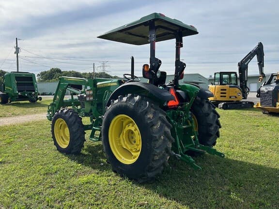 Image of John Deere 5075E equipment image 4