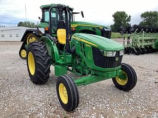 Main image John Deere 5075E 1