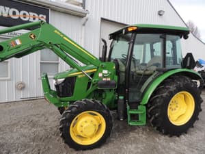 2022 John Deere 5075E Image