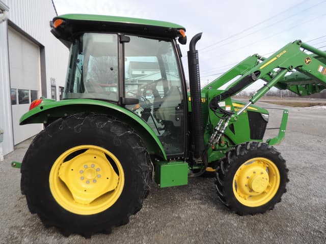 Image of John Deere 5075E equipment image 3