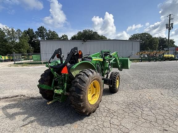 Image of John Deere 5075E equipment image 4
