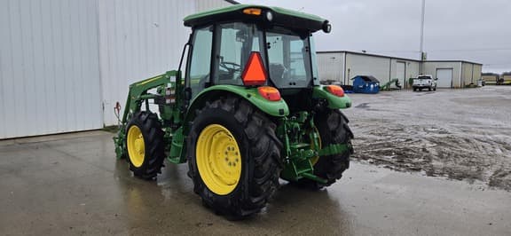 Image of John Deere 5075E equipment image 2