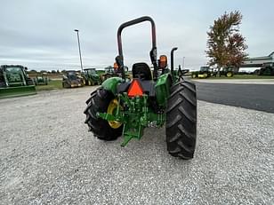 Main image John Deere 5075E 9