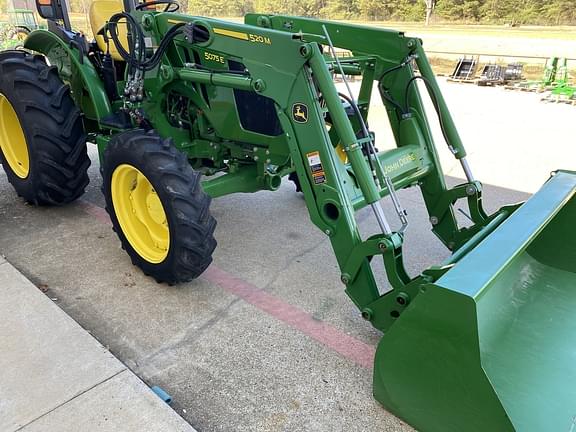 Image of John Deere 5075E equipment image 2