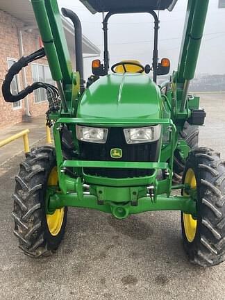 Image of John Deere 5075E equipment image 1