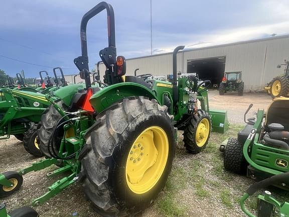 Image of John Deere 5075E equipment image 4